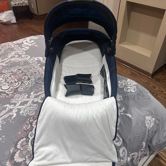 Cybex Navy Blue Baby Bassinet - Picture 8 of 10